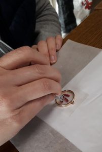 Créer ses bijoux de fleurs